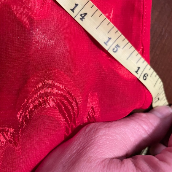 Lovely Silky Red Heart ❤️ lingerie in Size Medium. Mini length Adjustable straps - Picture 9 of 10